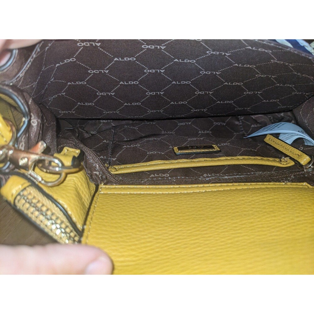 Purse - Picture 3 of 5